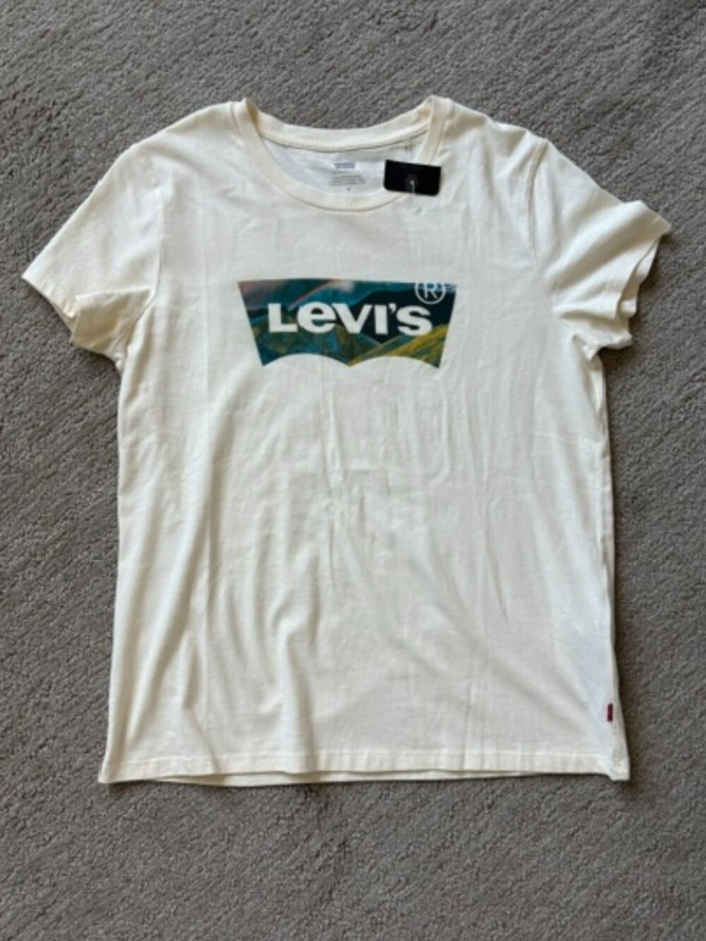 Levi's Women's Short Sleeve T-Shirt, New with Tags
